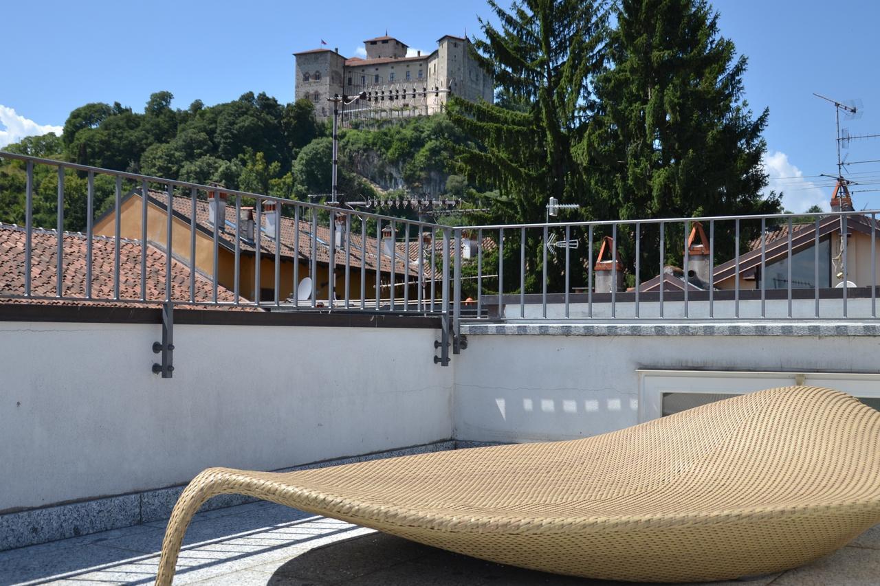 Hotel Ponti Angera Zewnętrze zdjęcie
