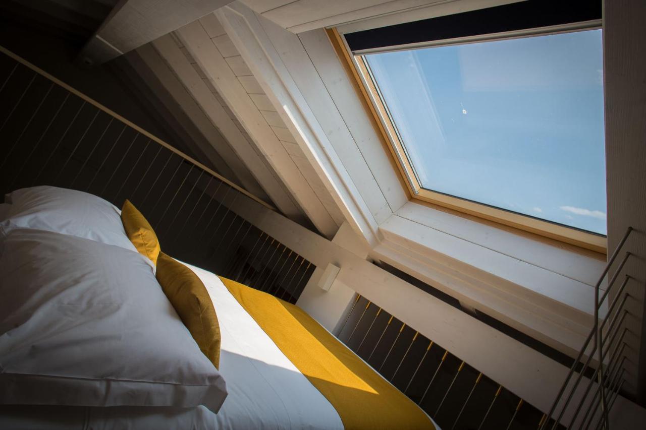 Hotel Ponti Angera Zewnętrze zdjęcie