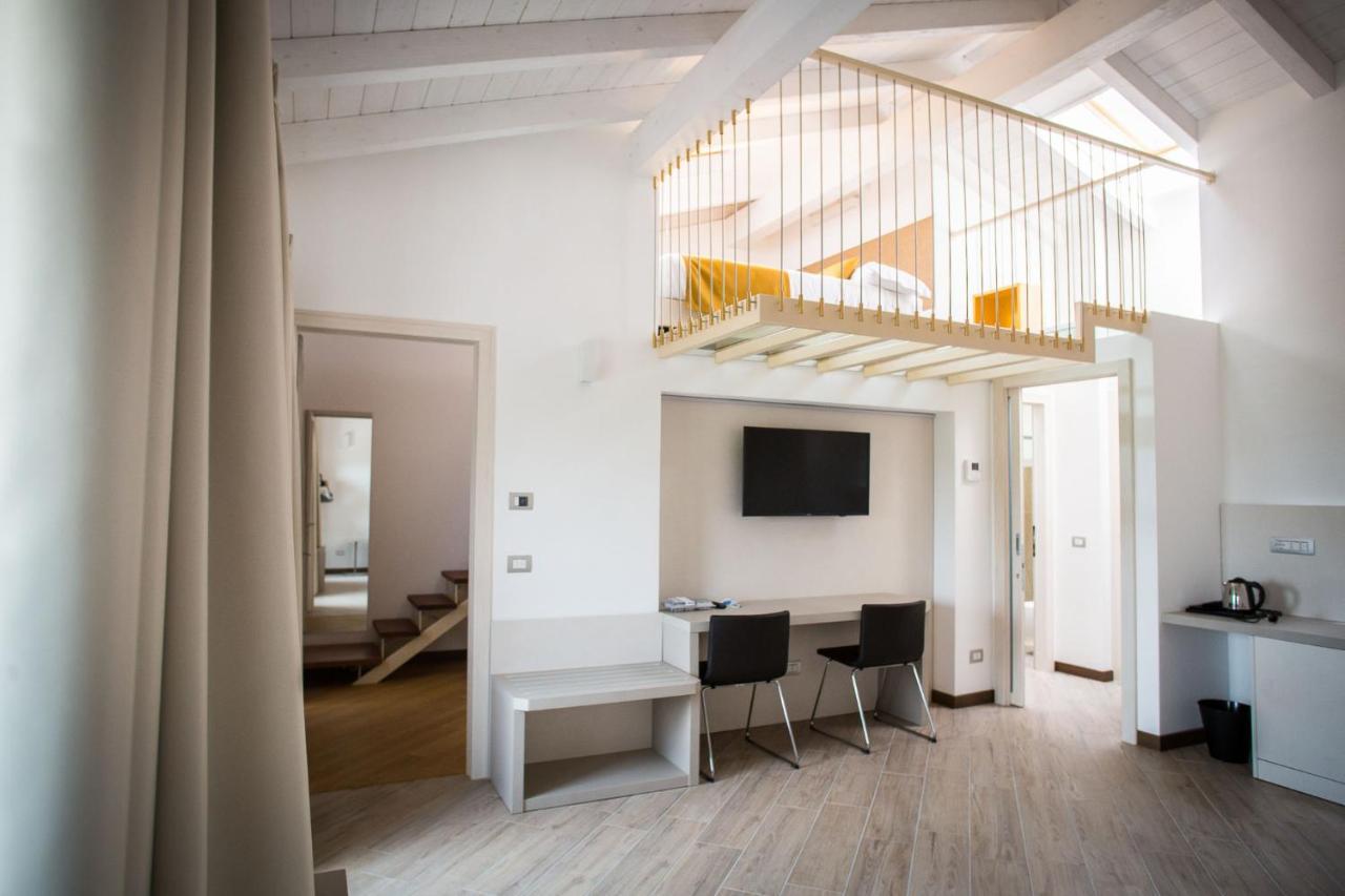 Hotel Ponti Angera Zewnętrze zdjęcie